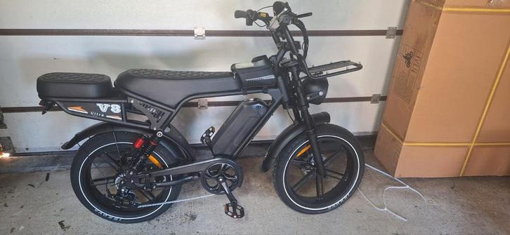 Fatbike v8 ultra nieuw, Fietsen en Brommers, Elektrische fietsen, Ophalen