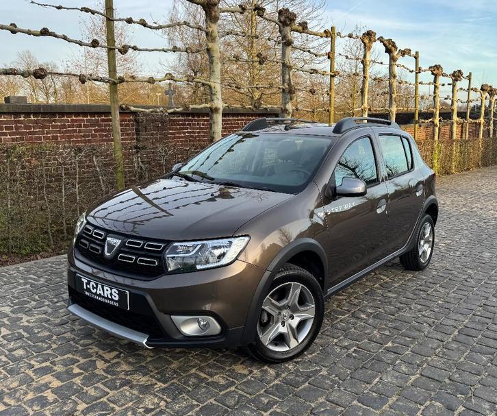 Dacia Sandero STEPWAY 90pk / Navi / Airco / 33.000km, Auto's, Dacia, Bedrijf, Te koop, Sandero, Achteruitrijcamera, Benzine, Euro 6