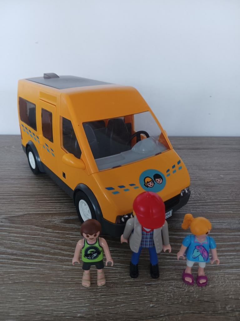 Playmobil schoolbus, Ophalen