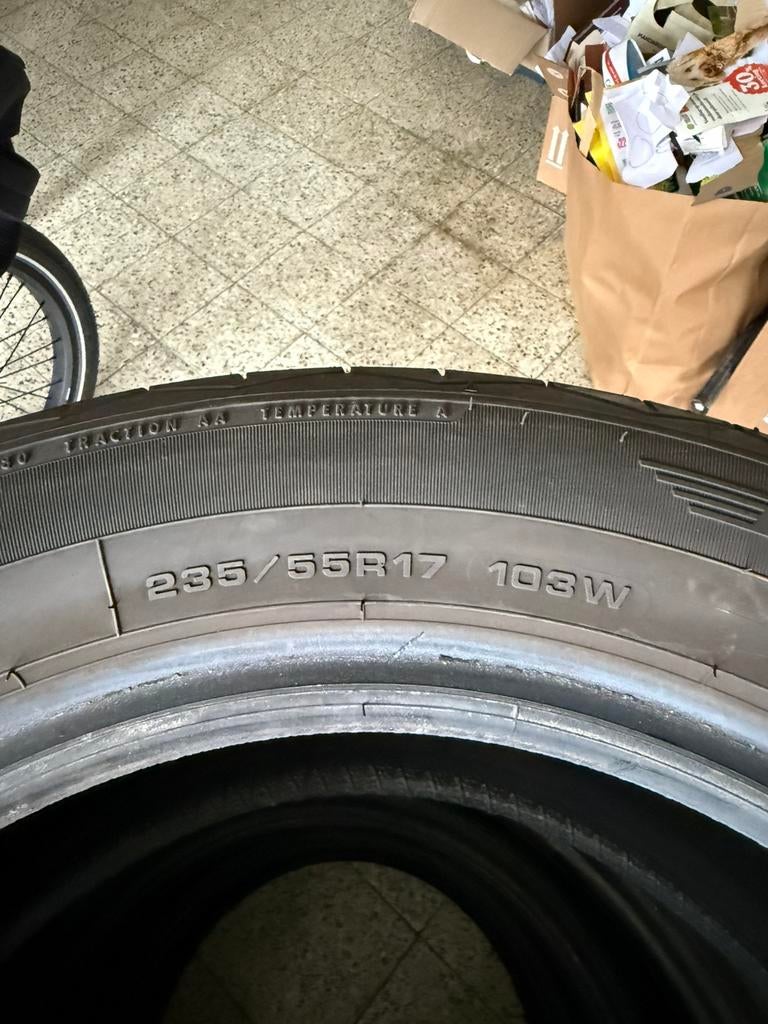 Pneus été taille 235/55/17 103W, Autos : Pièces & Accessoires, Pneus & Jantes, Véhicule de tourisme, Pneus été, Enlèvement, Pneu(s)
