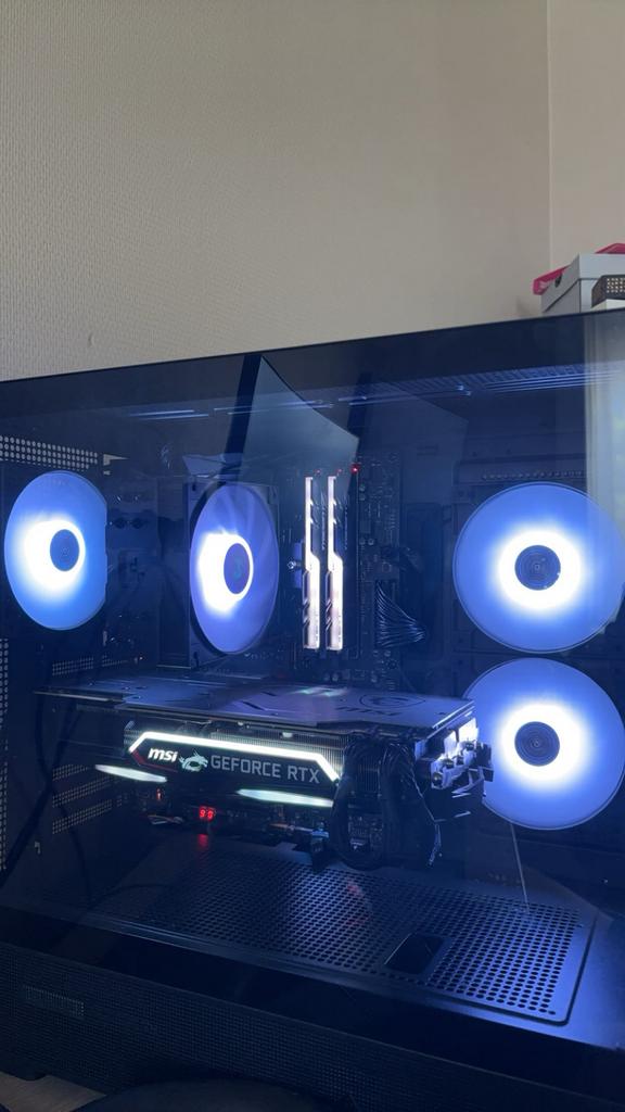 PC, Computers en Software, Desktop Pc's, Ophalen, SSD