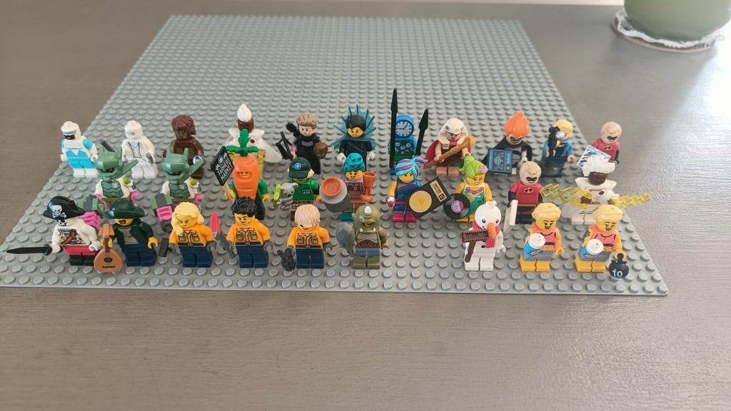 LEGO mini figuren 3.5 euro per stuk uit te kiezen, Ophalen of Verzenden, Lego