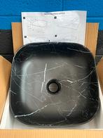 Vasque à poser carrée Lou – Céramique imitation marbre noir, Enlèvement