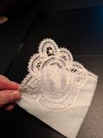 Mooie kanten zakdoek van BRUXELLES. Mannekenpis., Hobby en Vrije tijd, Ophalen of Verzenden