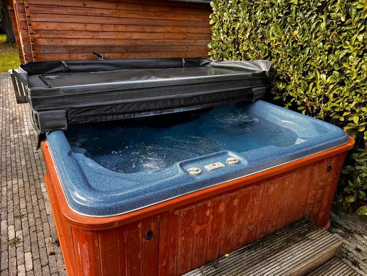 Sunspa Jacuzzi, Tuin en Terras, Bubbelbaden en Hottubs, Pomp, Ophalen