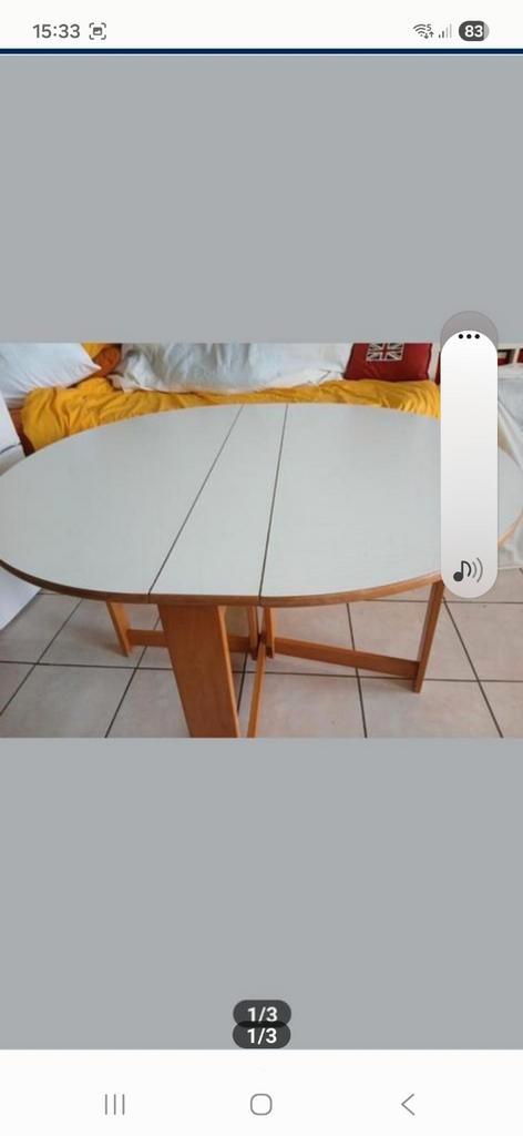 TABLE PLIANTE STYLE IKÉA DE MARQUE NORIQUE PRIX 80 EUR, Caravanes & Camping, Meubles de camping, Enlèvement