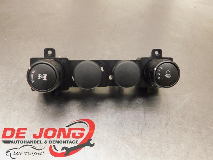 Commutateur 2WD/4WD d'un Ssang Yong Actyon, Autos : Pièces & Accessoires, Moteurs & Accessoires, SsangYong, Utilisé, 3 mois de garantie