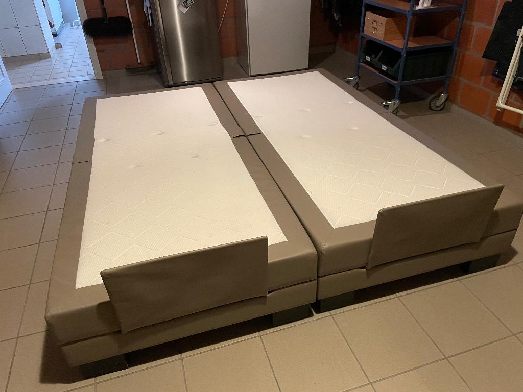 Boxspring 2-persoons (elektrisch), Ophalen
