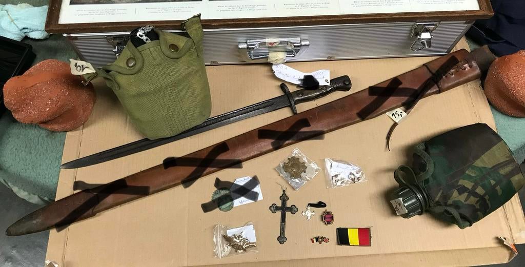 Bodemvondsten oorlog of leger gerelateerd, Collections, Objets militaires | Général, Armée de terre, Enlèvement ou Envoi