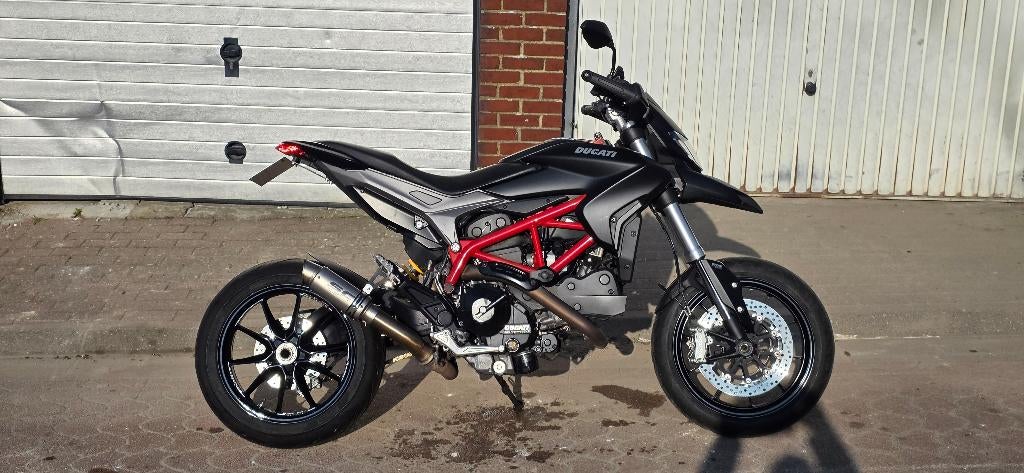 DUCATI HYPERMOTARD 821 UIT 2015 DRINGEND MOET WEG!!!!!!, 2 cilinders, Nieuw, Motorrijbewijs A, Particulier
