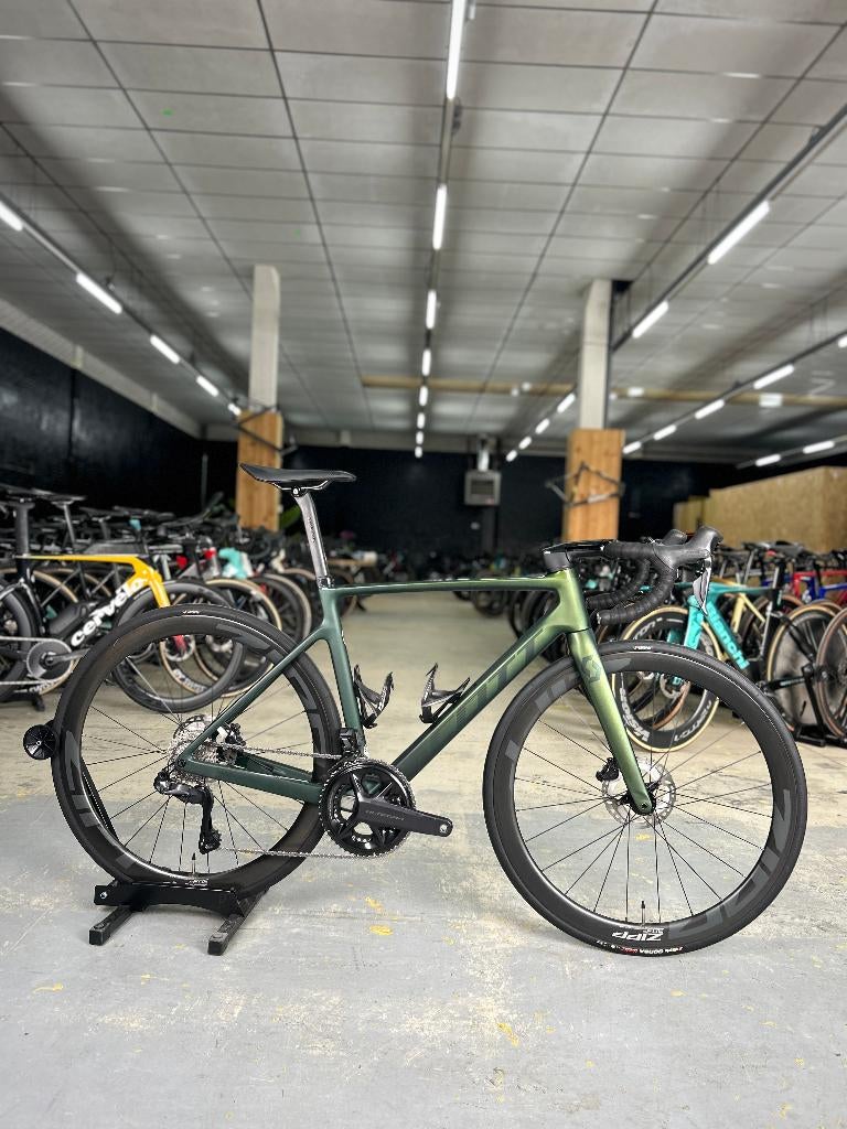 Scott Addict RC15 Di2 Carbon Racefiets, Ophalen, Zo goed als nieuw