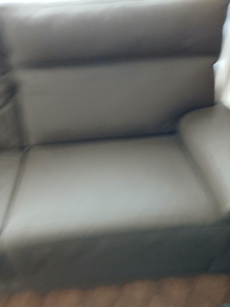 Canapé en cuir en parfait état, deux places x2, comprenant, Maison & Meubles, Canapés | Salons, Banc droit, Comme neuf, Enlèvement