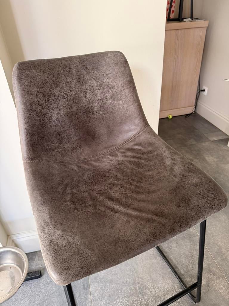 Barstoel, Ophalen, Zo goed als nieuw, Vier