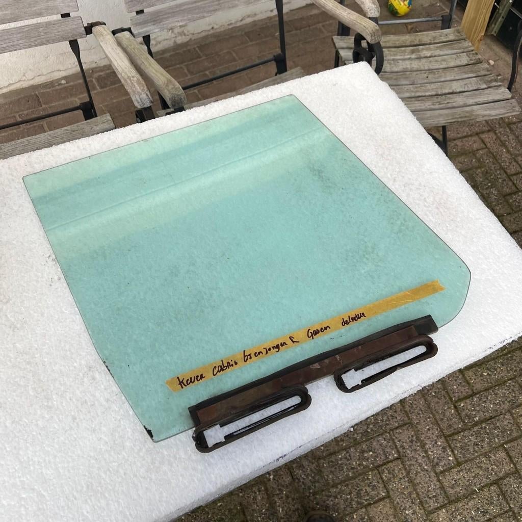 VW Beetle door window L Conv. 65 and younger, Auto diversen, Auto-accessoires, Gebruikt, Ophalen of Verzenden