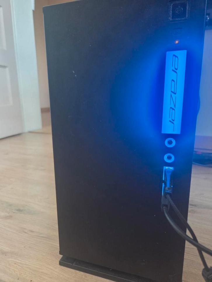 ERAZER ENGINEER E10 + monitor, Computers en Software, Desktop Pc's, 2 tot 3 Ghz, SSD, 16 GB, Ophalen