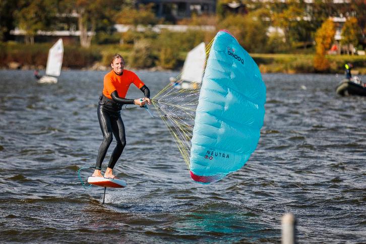 Parawing GONG Neutra 3.0m² v2 for sale, Sports nautiques & Bateaux, Aile de surf, Comme neuf, Wingsurf-aile, Enlèvement