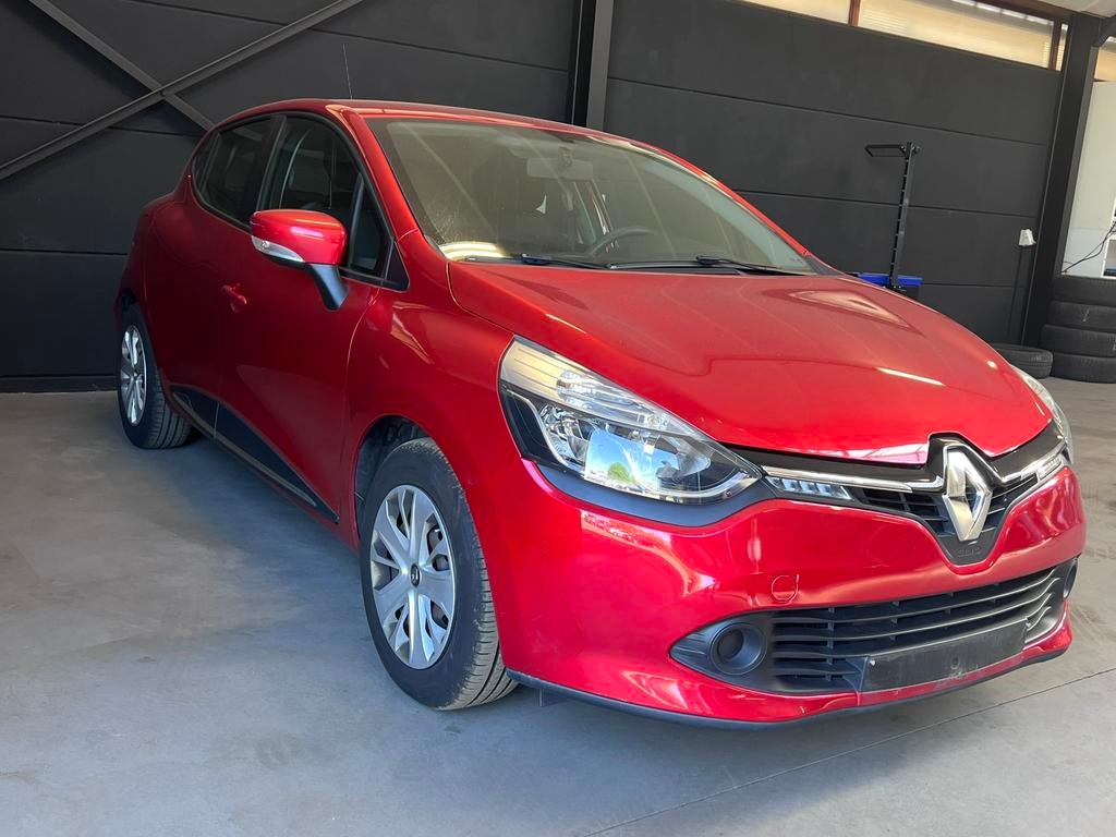 Renault Clio 0.9tce benzine, bj2015, 102.000km, 1j garantie, Stof, Euro 6, Bedrijf, USB