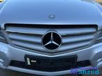 MERCEDES C KLASSE W204 Facelift grille 2011-2014, Auto-onderdelen, Gebruikt, Mercedes-Benz AG, Mercedes-Benz, Mercedesstrasse 120
70372  Stuttgart, DE