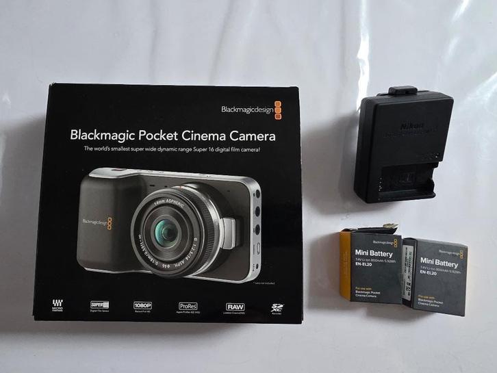 Blackmagic pocket cinema camera og original comme neuf, TV, Hi-fi & Vidéo, Photo | Appareils professionnels, Comme neuf, Enlèvement ou Envoi