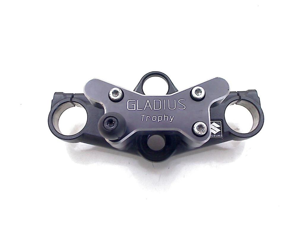 TOP YOKE TROIS POINTS Suzuki SFV 650 Gladius (01-2000/-), Motos, Dhr. S. di Majo, Utilisé, Info@cama-motorparts.nl, P.J. Troelstraweg 8 8
3144 CX  MAASSLUIS, NL