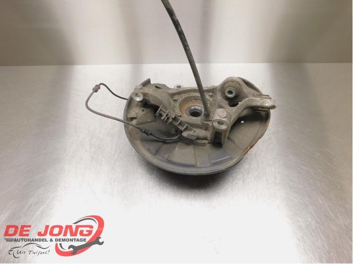 Fusee rechts-achter van een Mercedes E-Klasse, Gebruikt, -, Ophalen of Verzenden, -