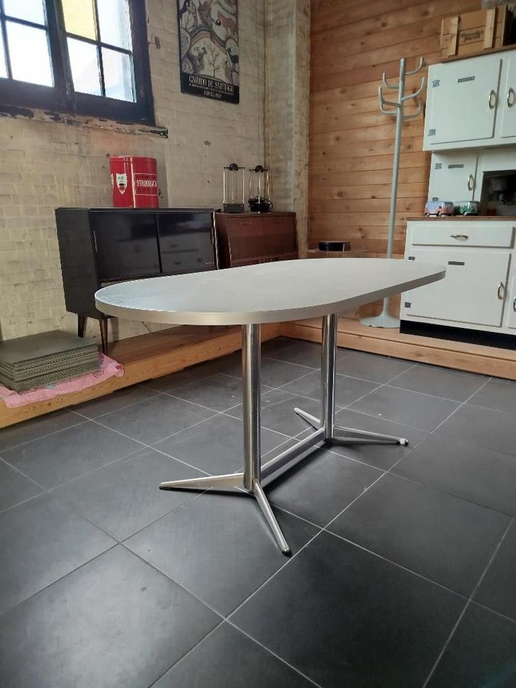 Ovale formicatafel, Antiek en Kunst, Antiek | Meubels | Tafels, Ophalen