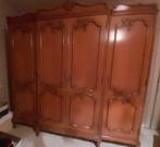 Klassieke houten kledingkast + commode met spiegel, Ophalen