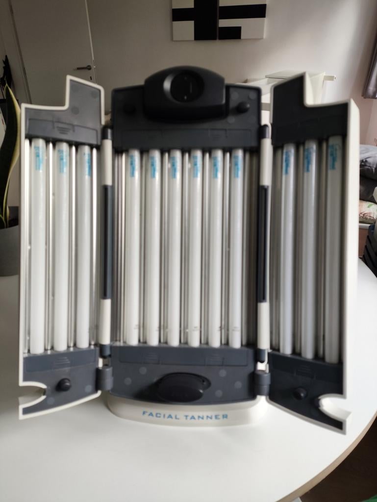 Gezichtsbruiner eurosolar 9212 digital. Heel weinig gebruikt, Elektronische apparatuur, Zonnebanken en Gezichtsbruiners, Ophalen