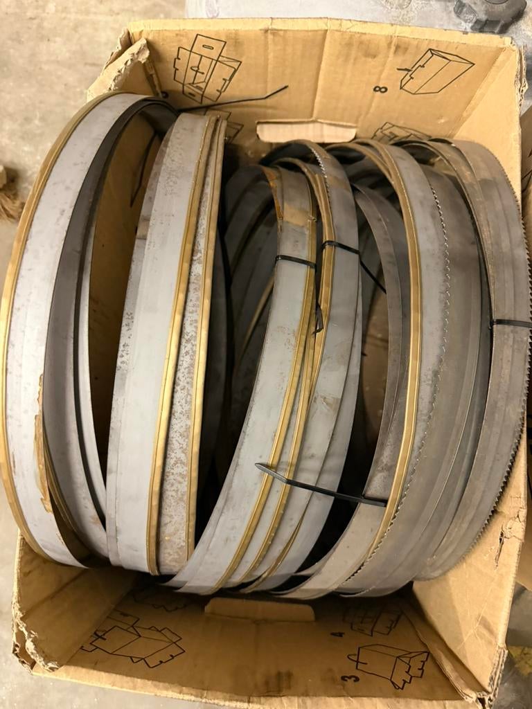 Lame de scie ruban 3910x27, Enlèvement, Comme neuf