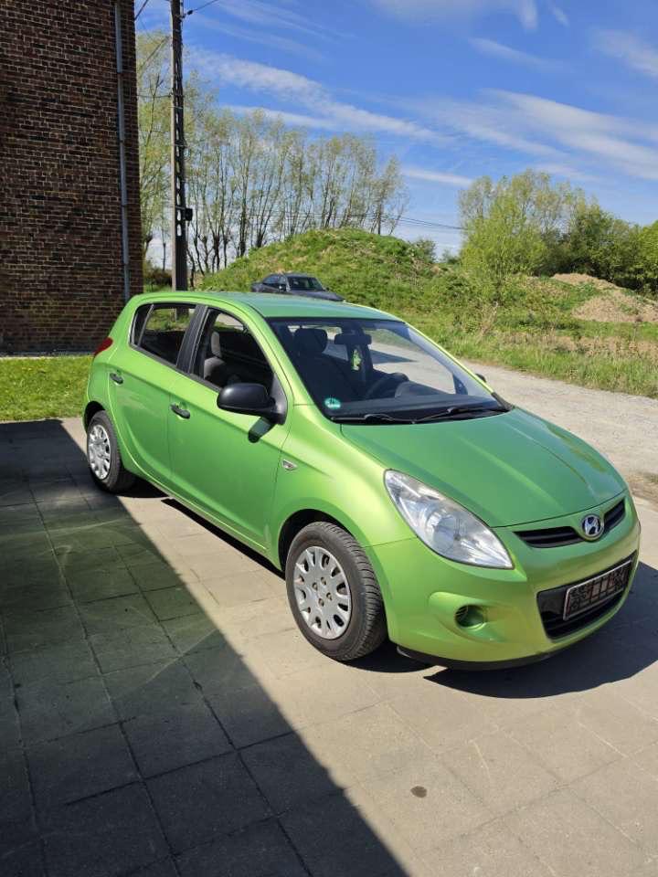 Hyundai i20 prete a immatriculer garantie, Auto's, Bedrijf, Handgeschakeld, Onderhoudsboekje, I20