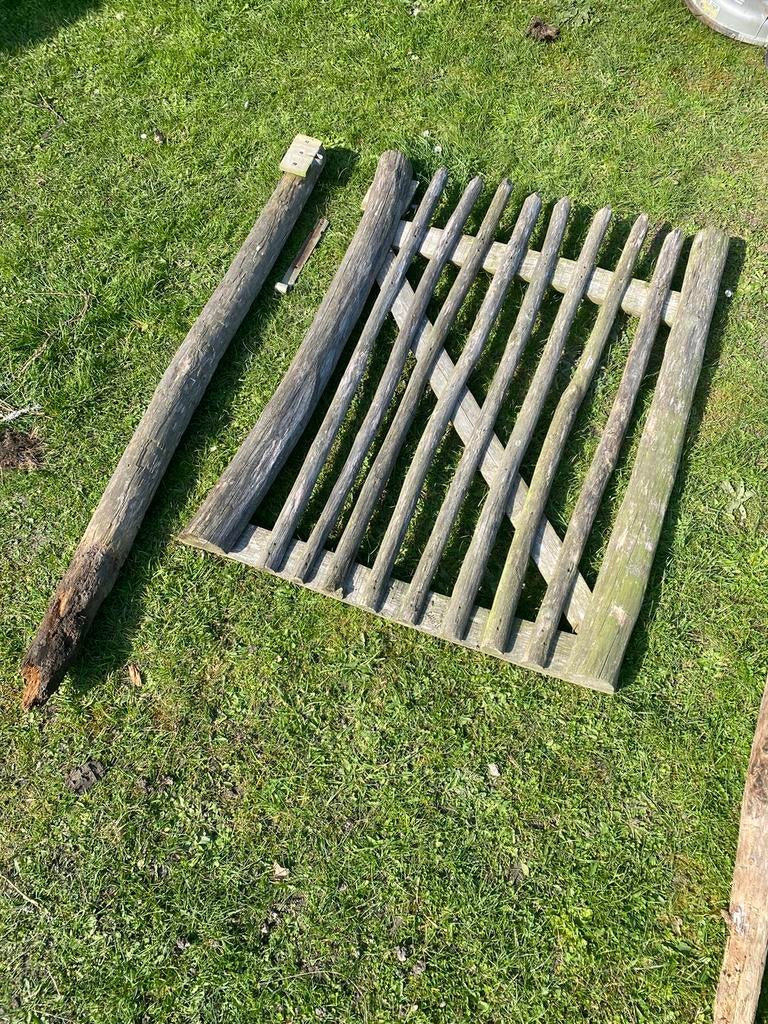 Tuindeur kastanjehout, Tuin en Terras, Tuinhekken en Hekwerk, Ophalen, Zo goed als nieuw, Tuinhek