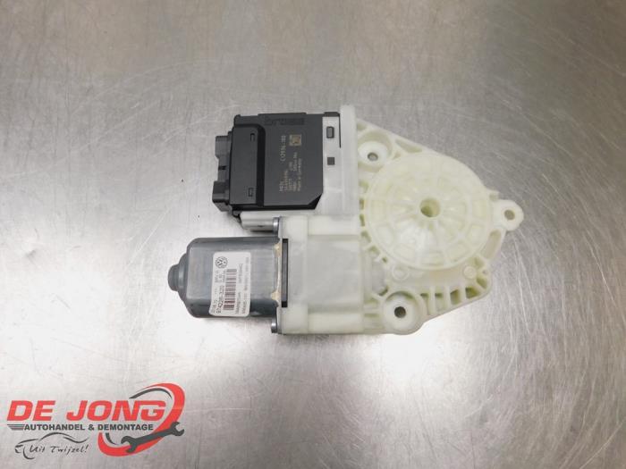 Moteur de vitre portière d'un Volkswagen Passat, Autos : Pièces & Accessoires, Volkswagen, -, 3 mois de garantie, Utilisé