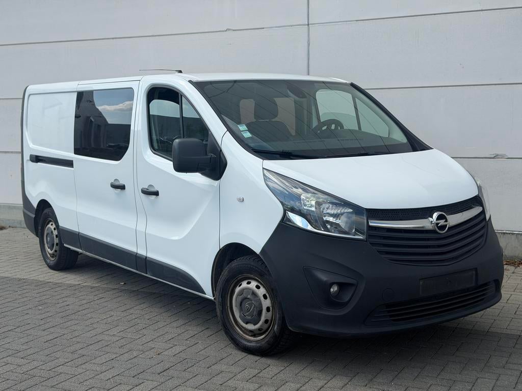 Opel Vivaro 6pl 2018/10 facelift lichte vracht, Auto's, Bestelwagens en Lichte vracht, 4 deurs, Euro 6, Wit, Bedrijf
