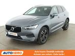 Volvo XC60 2.0 T4 Momentum Pro 2WD (bj 2019, automaat), Auto's, Gebruikt, 1969 cc, Leder, 140 kW