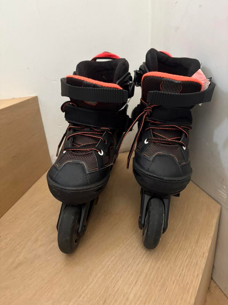Skeelers Oxelo- maat 32-35, Sport en Fitness, Skeelers, Verstelbaar, Kinderen, Zo goed als nieuw, Inline skates 4 wielen