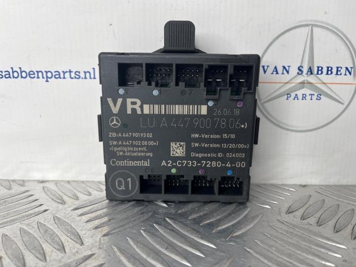 Module verrouillage central des portes d'un Mercedes Vito, -, 3 mois de garantie, Utilisé, -