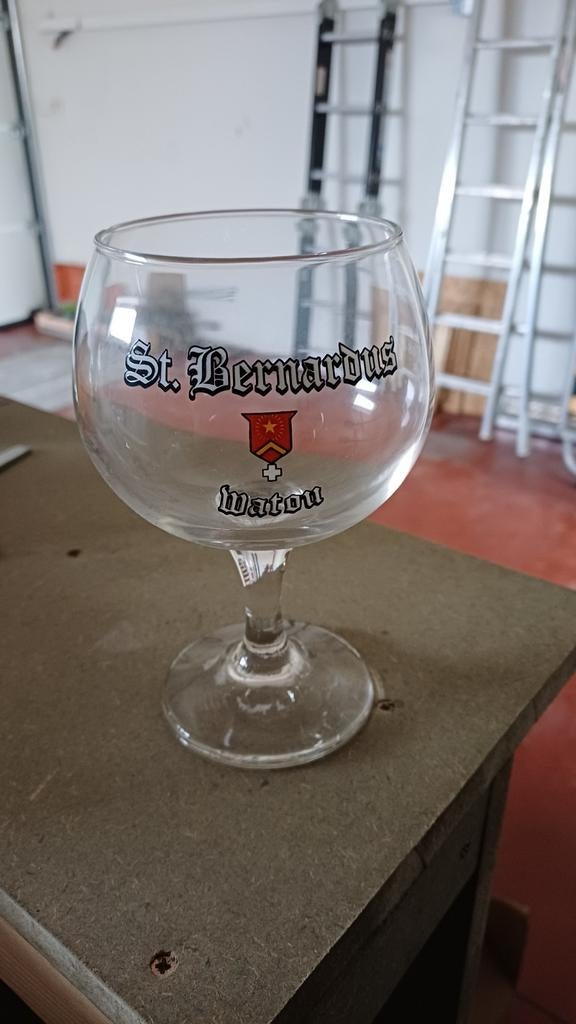 Sint Bernardus glas, Ophalen
