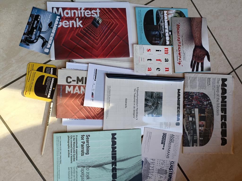 Manifesta9 documentatie, Collections, Photos & Gravures, Enlèvement