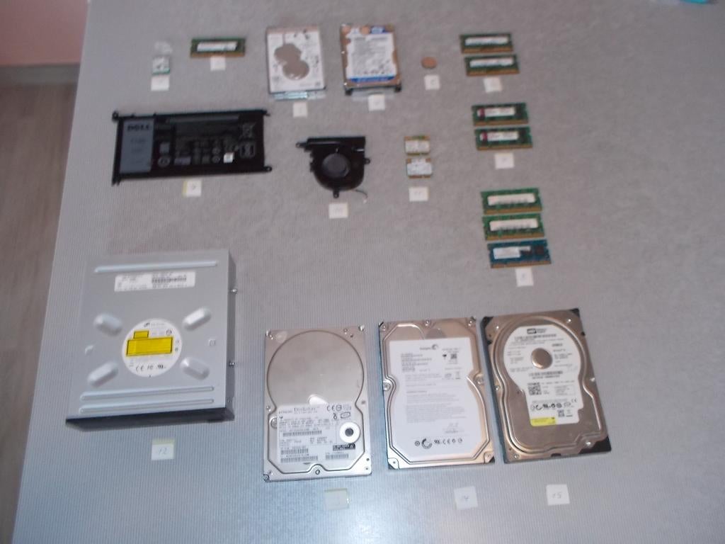 Computer onderdelen - Superkoopje !!!, Ophalen, Zo goed als nieuw, Laptop, SATA