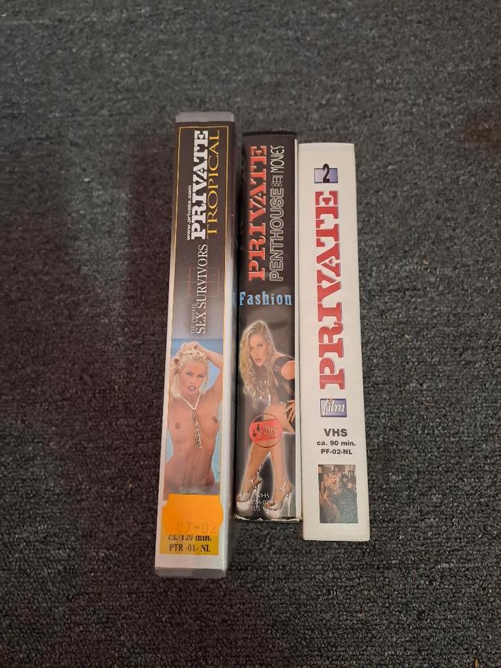 Lot 3 VHS Private – Collection Adulte - Vintage, CD & DVD, VHS | Film, Utilisé, Autres genres, À partir de 16 ans, Enlèvement