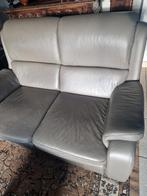 2 grijze zetels grote 3 persoons zetel (2m) 2 persoons 1,5m, Huis en Inrichting, Zetels | Zetels, Ophalen, Gebruikt, 150 tot 200 cm