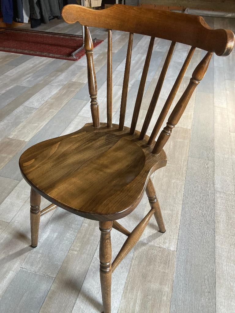 6 eiken stoelen in bijna nieuwe staat, Ophalen