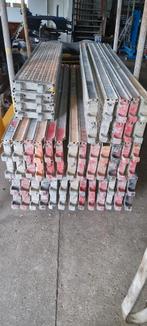 Layher scafom afix altrad allround vloeren 2.57m, Doe-het-zelf en Bouw, Steigers, Ophalen, Gebruikt, Gevelsteiger, 5 meter of hoger