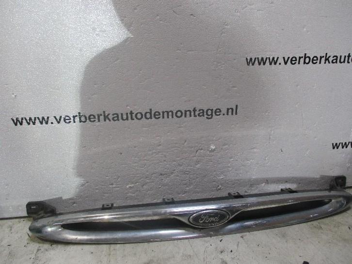 GRILLE Ford Escort 6 (AAL / ABL) (95ab-2200-c), Auto-onderdelen, Carrosserie, Ford, Gebruikt