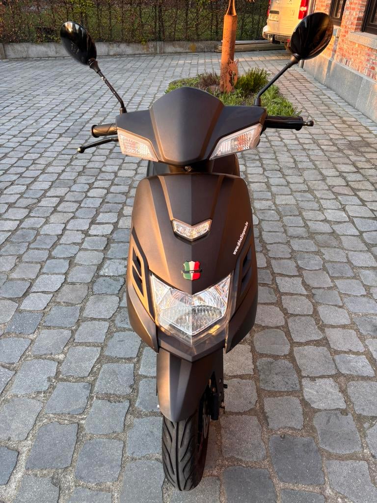 Gts vici 2021, Vélos & Vélomoteurs, Scooters | Peugeot, Comme neuf, Enlèvement, Classe A (25 km/h), Essence