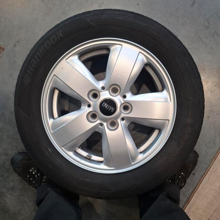 Originele 15" MINI Heli Spoke Velgenset  Hankook Zomerbanden, Autos : Divers, Accessoires de voiture, Enlèvement