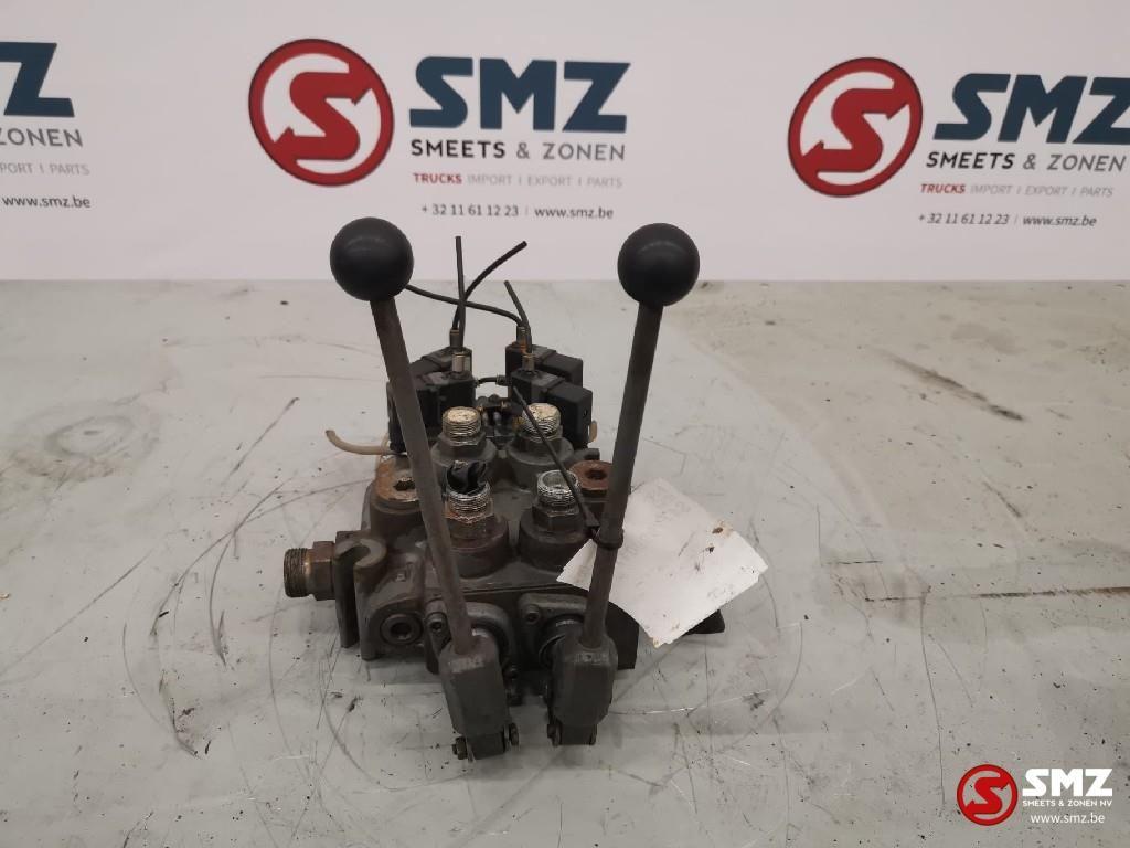 Occ vanne hydraulique à double effet, Autos : Pièces & Accessoires, Pièces camion, Autres marques, Autres pièces automobiles, Utilisé