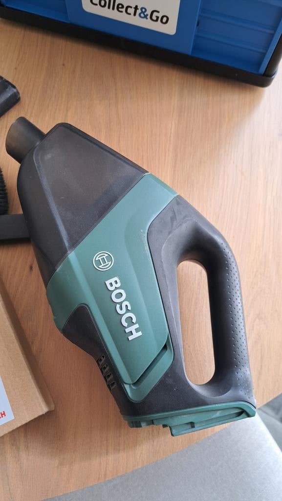 Bosch universal vac 18V, Ophalen, Gebruikt, Reservoir, Kruimeldief