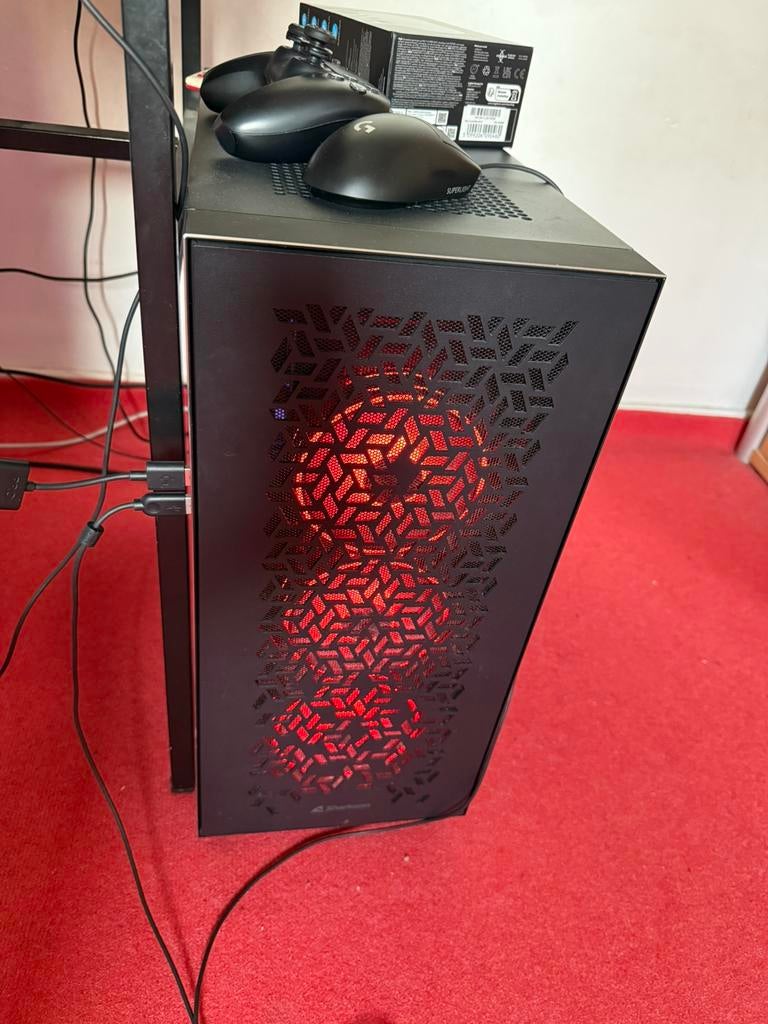 PC de jeu, Informatique & Logiciels, Ordinateurs de bureau, Enlèvement, Comme neuf