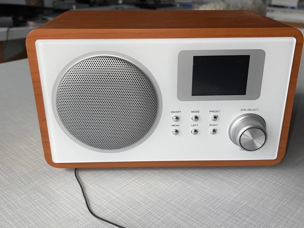 Radio, Ophalen, Zo goed als nieuw, Radio